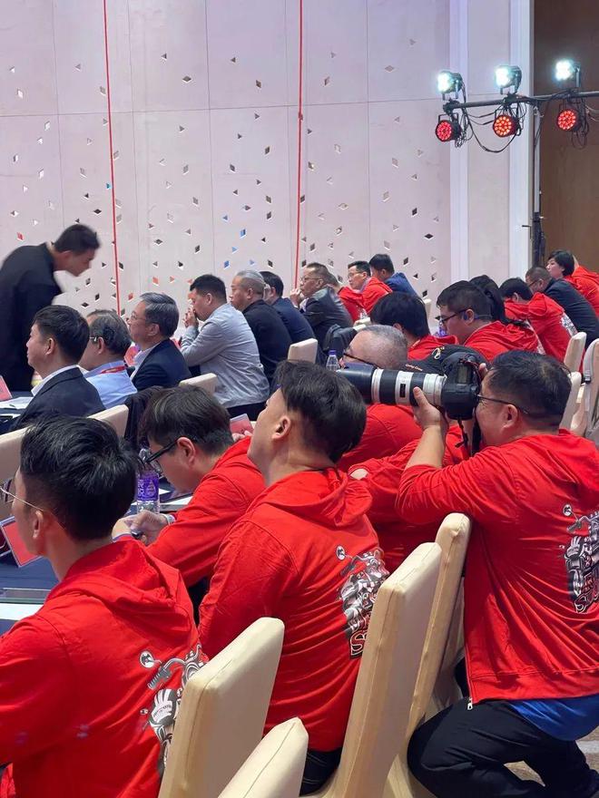 雪落摩道，潮起中原——潤滑油零售行業的變革與展望